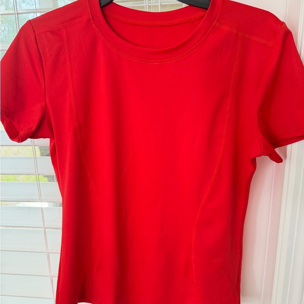 Women's Fitted Red Short Sleeve Top